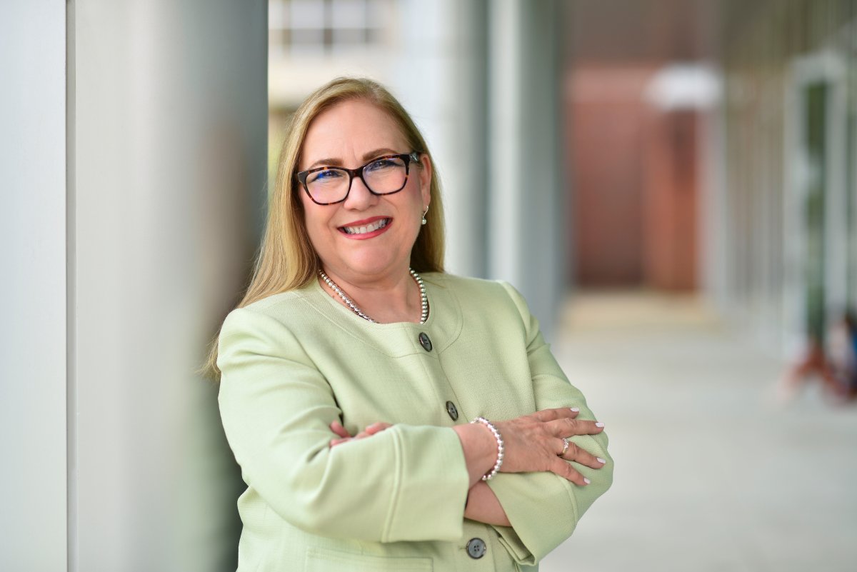 UAB School of Nursing (@uabson) on Twitter photo UABSON Dean and Fay B. Ireland Endowed Chair Maria R. Shirey has been selected for the International Nurse Researcher Hall of Fame by <a href="/SigmaNursing/">Sigma Nursing</a>.
Read more: bit.ly/4ngwHYX UABSON Dean and Fay B. Ireland Endowed Chair Maria R. Shirey has been selected for the International Nurse Researcher Hall of Fame by <a href="/SigmaNursing/">Sigma Nursing</a>.
Read more: bit.ly/4ngwHYX