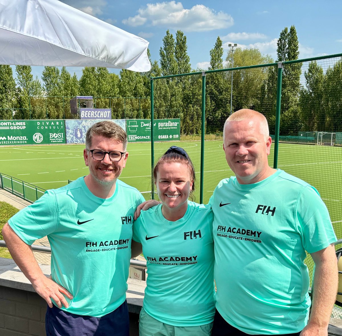 shirleymccay's tweet photo. A thoroughly enjoyable 4 days in Belgium completing my FIH Level 3 Award 🤓🏑🇧🇪

@FIH_Academy @FIH_Hockey https://t.co/hyXO2WEhFz