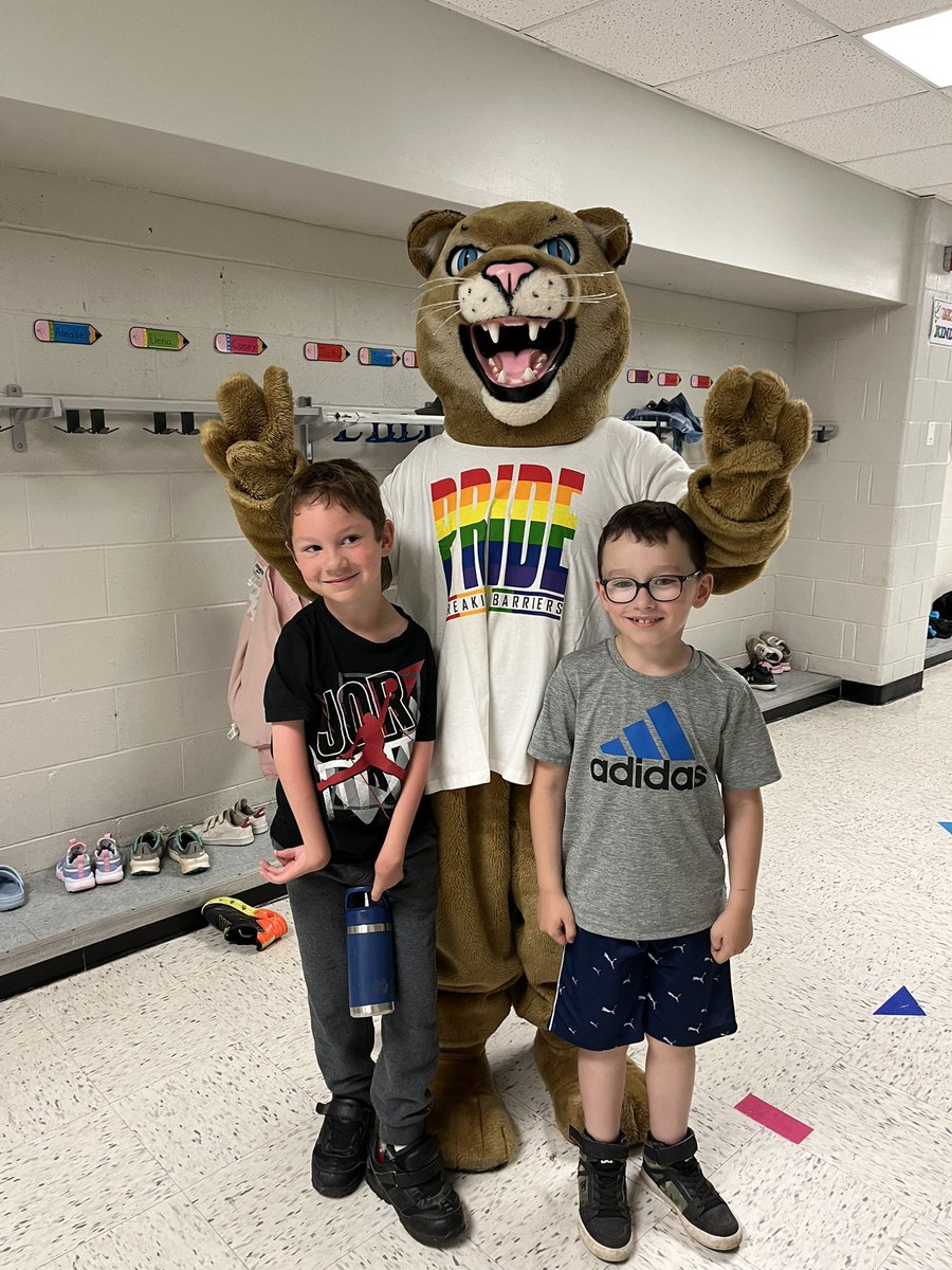These two met Pounce in the hallway!
