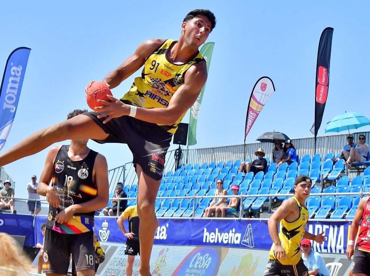 🔴 <a href="/Helvetia_ES/">Helvetia Seguros España</a> y balonmano, un equipo que nunca falla

👉 Gracias por hacer este #CESABMPlaya2025 posible 

#️⃣ #BalonmanoPlaya