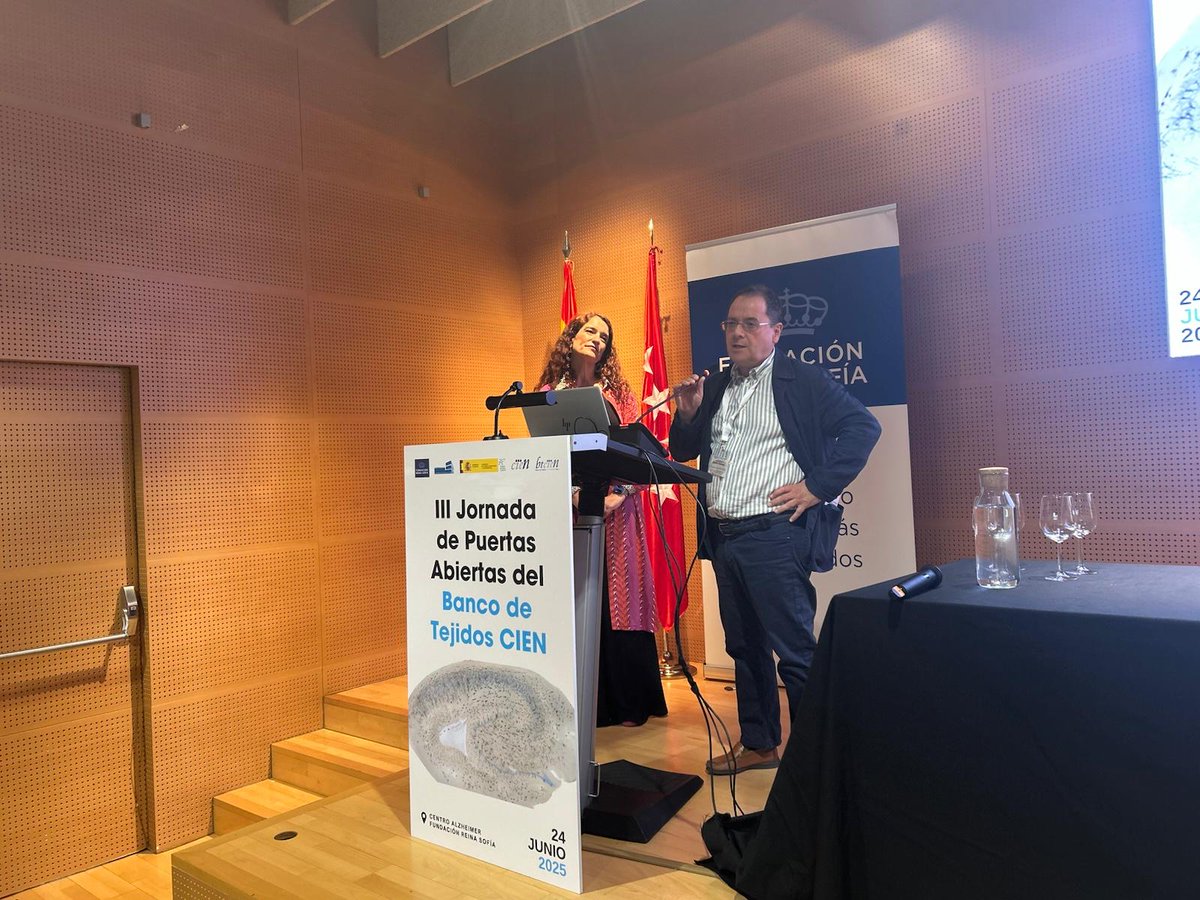Fund_CIEN's tweet image. Celebramos la III Jornada de Puertas Abiertas del @banco_tx_CIEN
¡Gracias a todas las personas que nos acompañaron!
Durante la visita pudieron conocer nuestro centro y la importancia de la donación de tejido cerebral en el estudio de enfermedades neurodegenerativas.
#CIENcia
