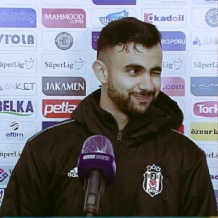 Arkadaşlar selam, hesaplarım sürekli gidiyor ve yeni actigim bu hesap hiç etkileşim almiyor. Sizden ricam bu tweete olabildiğince fav ment atmanız.