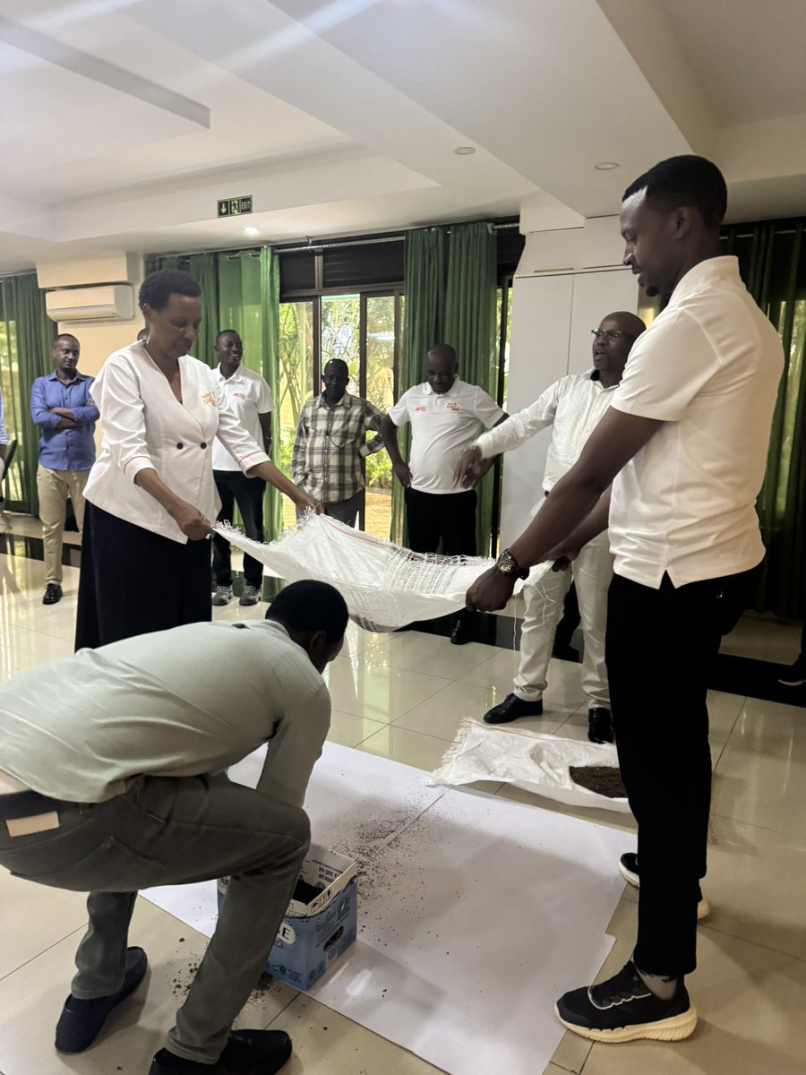 HelpChildrwanda's tweet photo. Help a Child Rwanda with partners, EPR &amp; AEE Rwanda gathered for an impactful ECD training focused on nurturing care, early learning and positive parenting. https://t.co/KqFaZ43IsQ