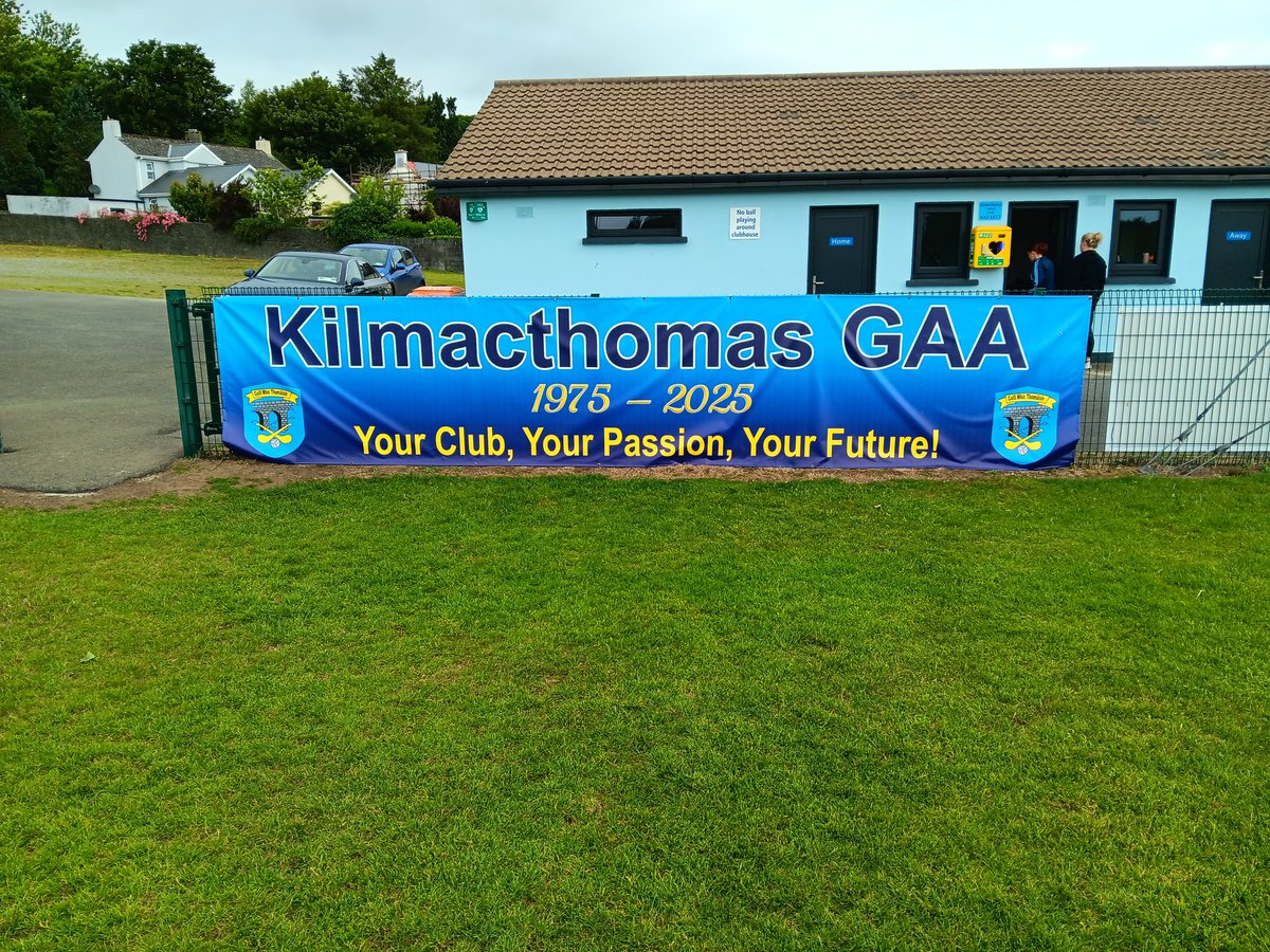 Huge thanks to all the teachers &amp; staff for all the help, support &amp; co-operation throughout the year, see ye in September! 👏👏 also to the #KilmacthomasGAA Club Executive (as part of Club/School link) for their help and enthusiasm, great to see 👏✅️🏐🏑 #ClubSupport #GAA