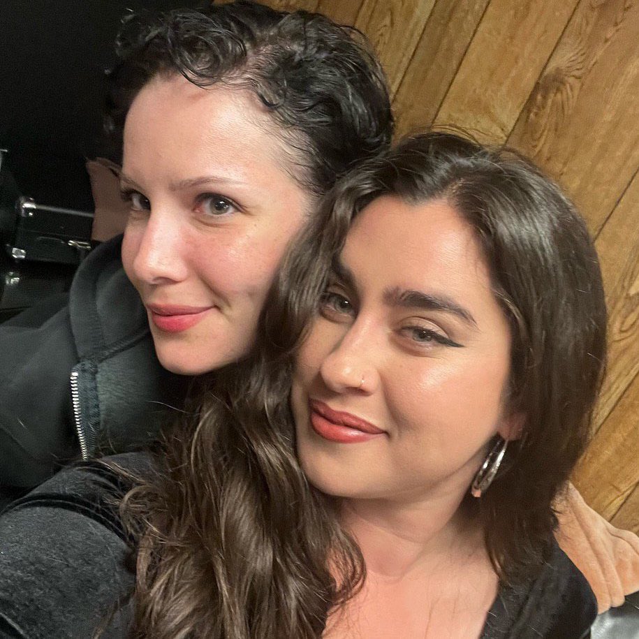 2017.                                        2025.