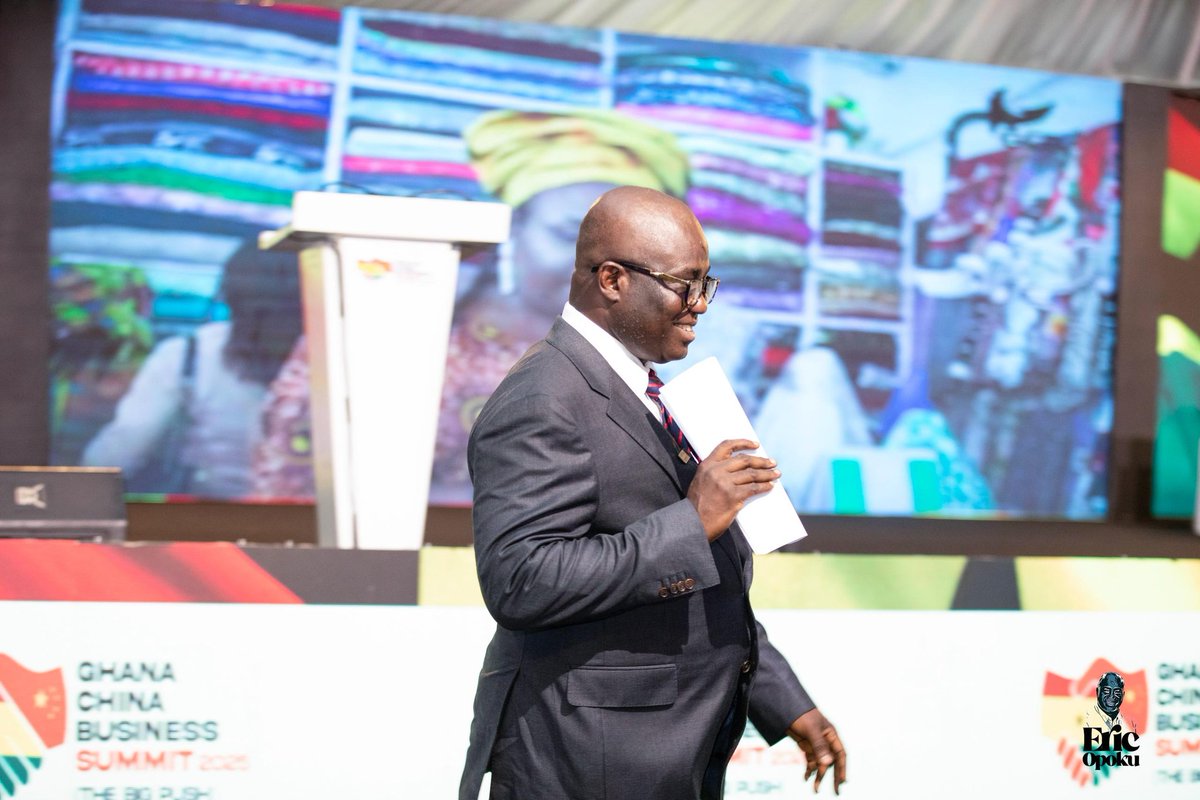 officialeopoku's tweet photo. Highlights from the Ghana-China Business Summit in Pictures.

#GhanaChinaBusinessSummit #TheBigPush #MoFA #EricOpoku https://t.co/6W71S2HiwV