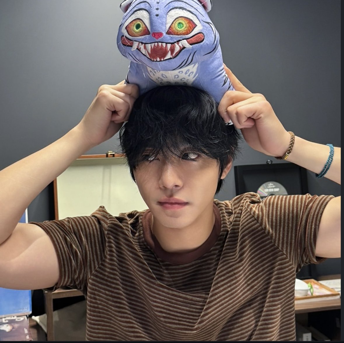 안효섭, 사자보이즈 진우로 전 세계 홀렸다..감독 "1순위 캐스팅"

😈♥️ m.entertain.naver.com/home/article/1…

#안효섭 #安孝燮 #アンヒョソプ #AhnHyoSeop