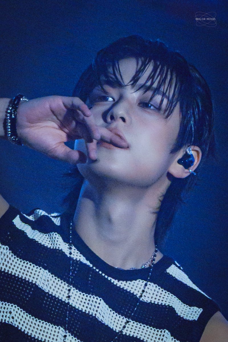 ᴄᴏʟᴏʀ ᴍᴏᴏᴅ tweet media