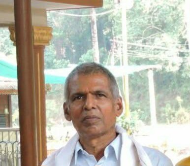 cashastry's tweet photo. ದಿ.ನಾರಾಯಣ ಭಟ್ ಸುಣ್ಣಂಗುಳಿ ದಿವಾಣ.
ಬಾಲ್ಯದಿಂದಲೇ RSS ಸ್ವಯಂಸೇವಕ.ದ‌.ಕ. ದ ವಿಟ್ಲ ಸಮೀಪದ ಕೋಡಪದವಿನವರು. ಆಗಿನ ಕಾಲದ RSS ಹಿರಿಯರ ಸಖ್ಯದೊಂದಿಗೆ #Emergency ವಿರುದ್ಧ ಹೋರಾಟ ನಡೆಸಿ #MISA ಅಡಿ ಬಂಧಿತರಾಗಿ ಎರಡು ವರ್ಷಗಳ ಕಾಲ ಶಿಕ್ಷೆಗೆ ಒಳಪಟ್ಟವರು.
(2/n)
#Emergency1975
#ತುರ್ತುಪರಿಸ್ಥಿತಿ50 https://t.co/H6dvkQW0k6