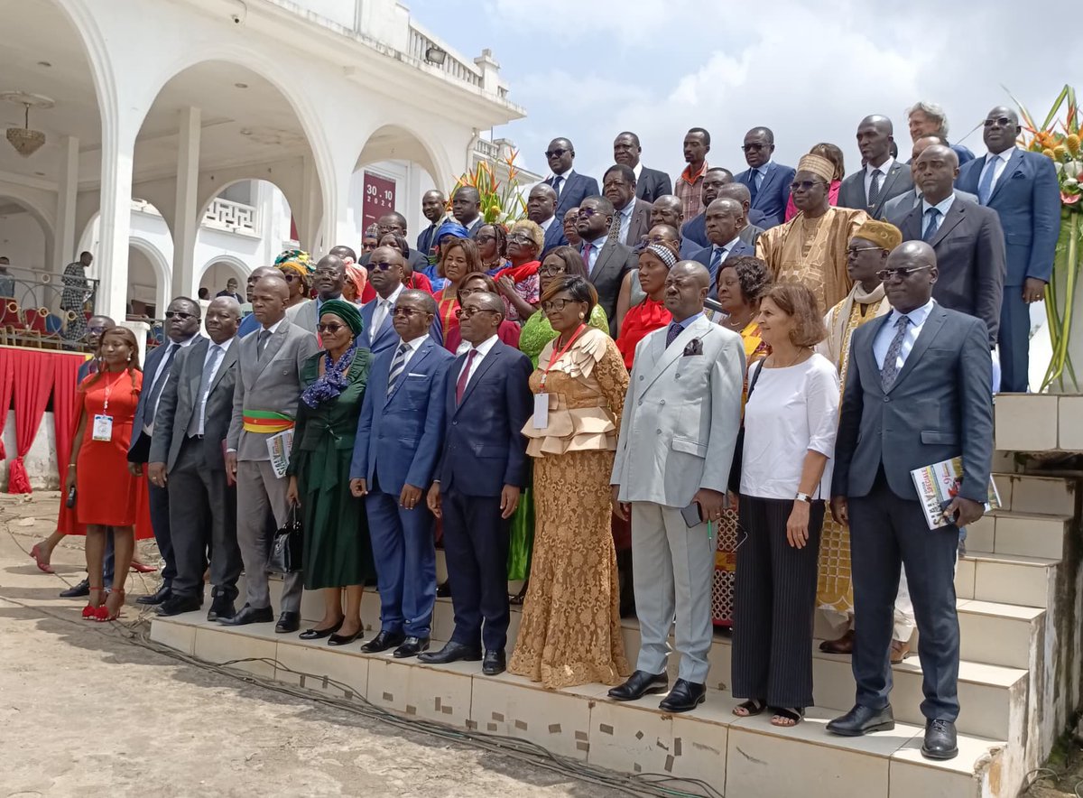 WHO Cameroon (@whocmr) on Twitter photo 🌾 #SIALY2025 (Du 23 au 29 juin) Yaoundé-Musée National
L’agriculture au cœur de l’import-substitution
Produire local, c’est nourrir mieux, prévenir la maladie, et bâtir la résilience.
✅ L’#OMS soutient une alimentation saine, sûre et durable.
<a href="/magaranb/">Magaran Bagayoko</a> #Nutrition #OneHealth 🌾 #SIALY2025 (Du 23 au 29 juin) Yaoundé-Musée National
L’agriculture au cœur de l’import-substitution
Produire local, c’est nourrir mieux, prévenir la maladie, et bâtir la résilience.
✅ L’#OMS soutient une alimentation saine, sûre et durable.
<a href="/magaranb/">Magaran Bagayoko</a> #Nutrition #OneHealth