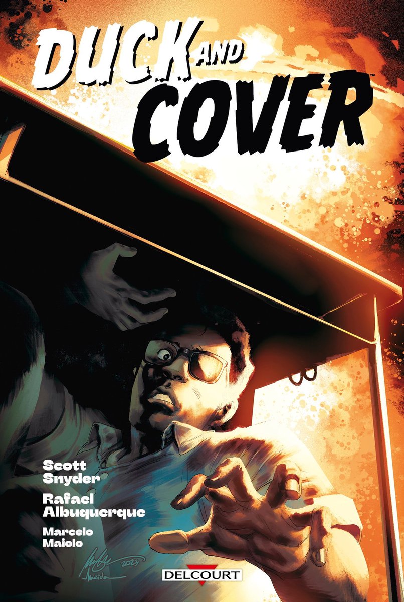 Scott Snyder et Rafael Albuquerque - Duck and cover. 

Un cauchemar d’adolescent pour un résultat est assez spectaculaire ! 

buff.ly/zGUe82o 

#ScottSnyder #RafaelAlbuquerque
