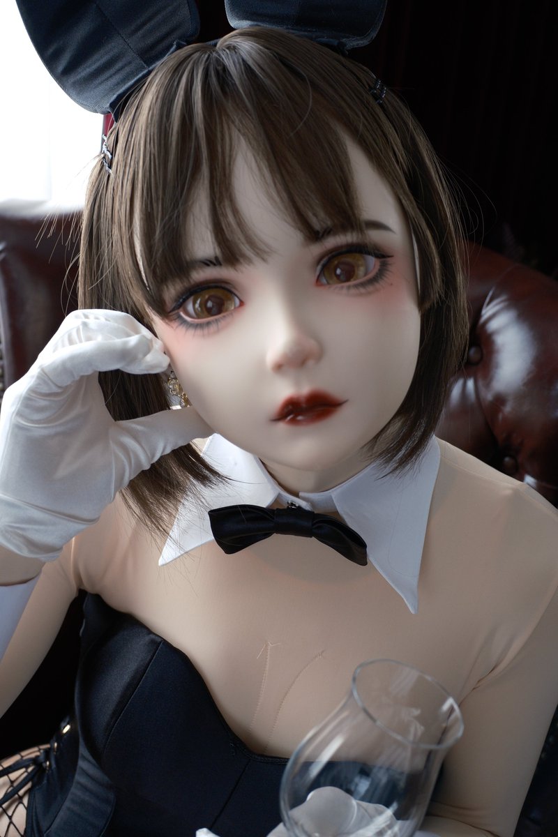 こんばんは。
お仕事お疲れさま。

だいたいこれでネタ切れかな？
３週間ほどですが、
「ころんさんドール撮影会編」はおしまいです。
ありがとうございました。

明日からは当分自撮りの画像をどうぞ。
また明日ね。