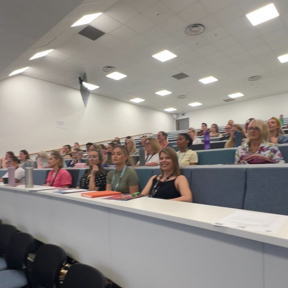 sheena_byrom's tweet image. What a wonderful day organised by @UoDMidwiferySoc - student midwives celebrating and learning. Thank you for inviting me to speak & share our resources @all4maternity
Your theme ‘Beyond Qualification - Inspiring Positivity’ did just that and we hope you feel proud!