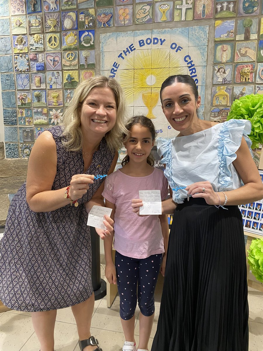 One of the coolest gifts Ms Ashton &amp; Ms Sindy has ever gotten. A key chain with our names in Arabic. ❤️ شكرا! نحن نحبهم! #ocsbBeCommunity #CorpusProud
