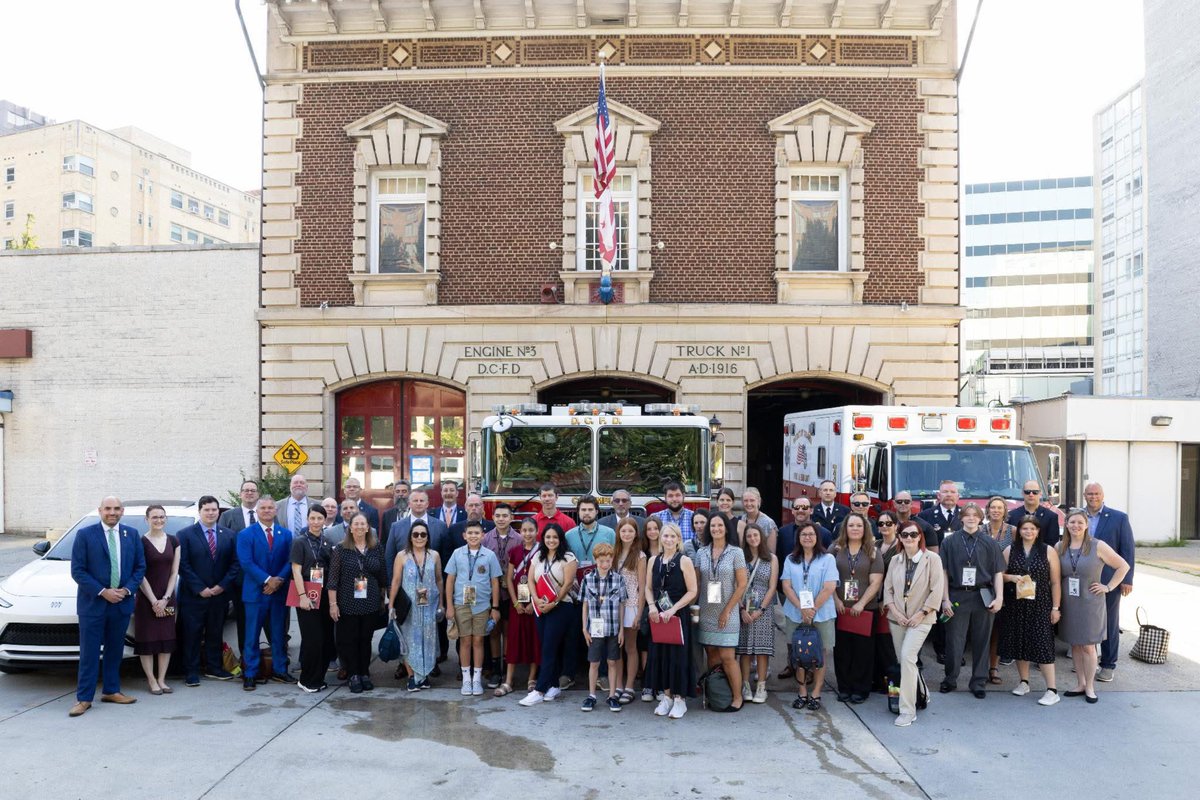 🔥This week, families of fallen #firefighters are on Capitol Hill to lobby for the bipartisan Honoring Our Fallen Heroes Act. It's time to #HonorOurHeroes and ensure their loved ones don't get left behind. 

Tell Congress to pass the Honor Act ➡️ iaff.org/advocacy-center