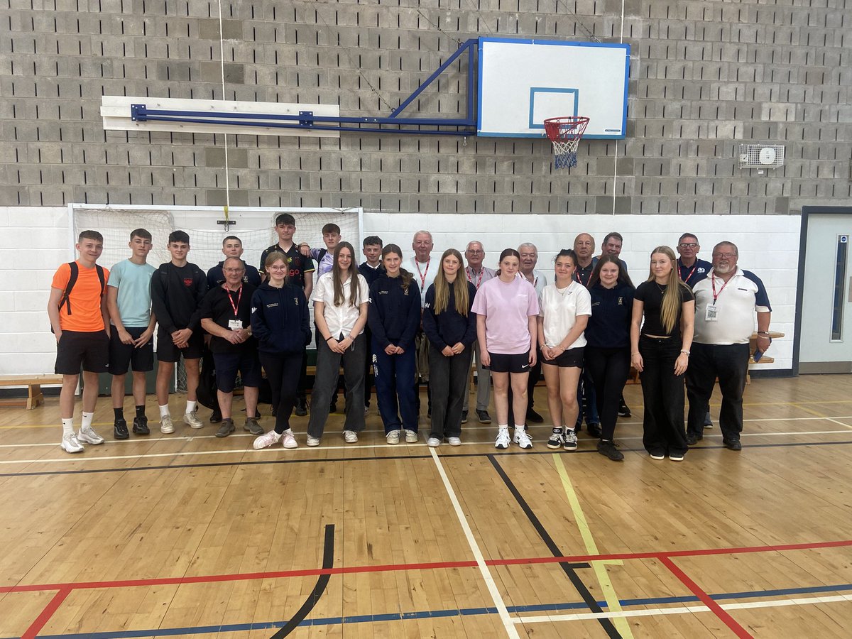 dgs_sport's tweet image. Amazing to have some of Dunbar Sporting Memories group up @dunbar_grammar today. Our Future Leaders put on  some Basketball, Curling &amp;amp; Golf followed by a Quiz with teas and coffees!
@SportsMemNet 
@ActiveEL 
@sportscotland 
#intergeneration