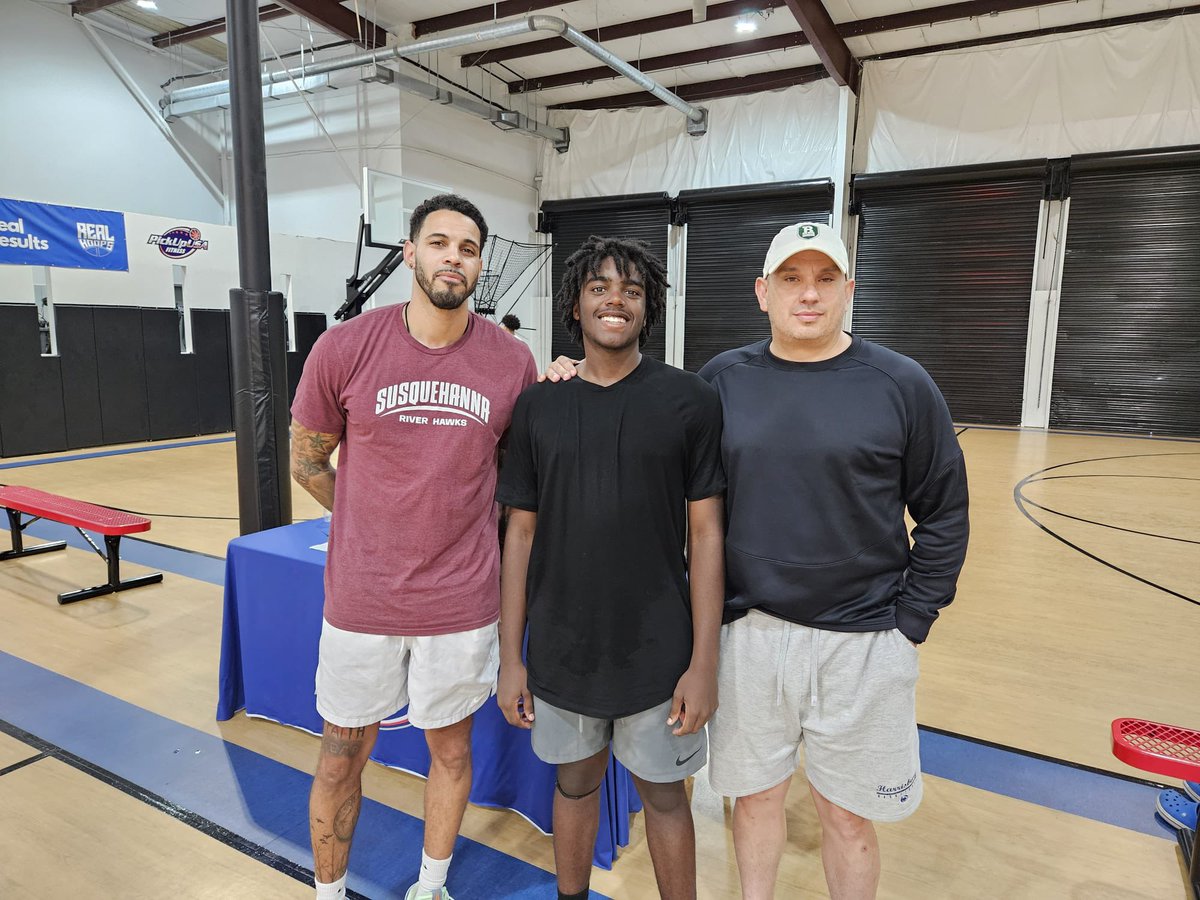 Had a great time at the <a href="/Realhoops_FL/">Realhoops</a> camp I am grateful for the opportunity to be able to compete in-front of college coaches and get better!  Thank you <a href="/DonaldFridayJr/">Donald Friday Jr.</a> for the invite! And I really appreciate meeting all the coaches!
<a href="/_KevinDriscoll/">Kevin Driscoll</a>