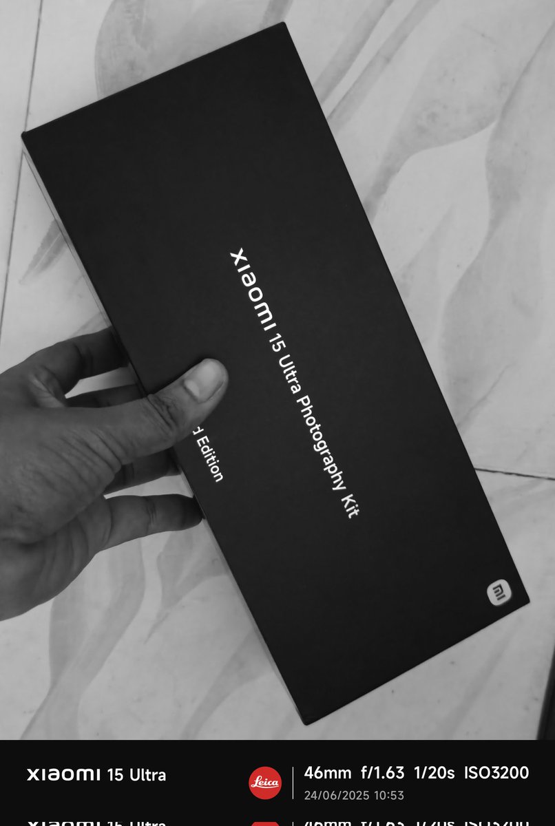 ShashankSh3khar's tweet photo. I have this too...
It's a bit hard to find now because it's out of stock everywhere.
These lines resonate with me these days:
"Where there is a will, there is a way."
#Xiaomi15Ultra #Xiaomi15UltraPhotographyKit #LegendEdition
@sandeep9sarma @Huilgol @s_anuj @gautmeluv https://t.co/YwCcv9qxhk