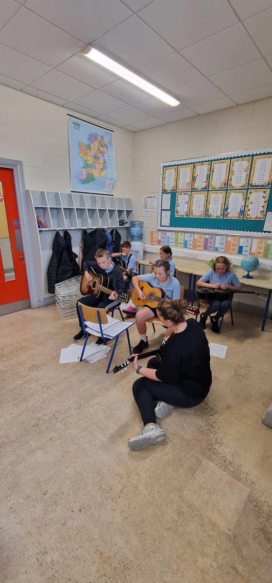 ScoilEoghain's tweet photo. Our Guitarists with teacher Ms.Beattie. https://t.co/ZtKjVrOAin