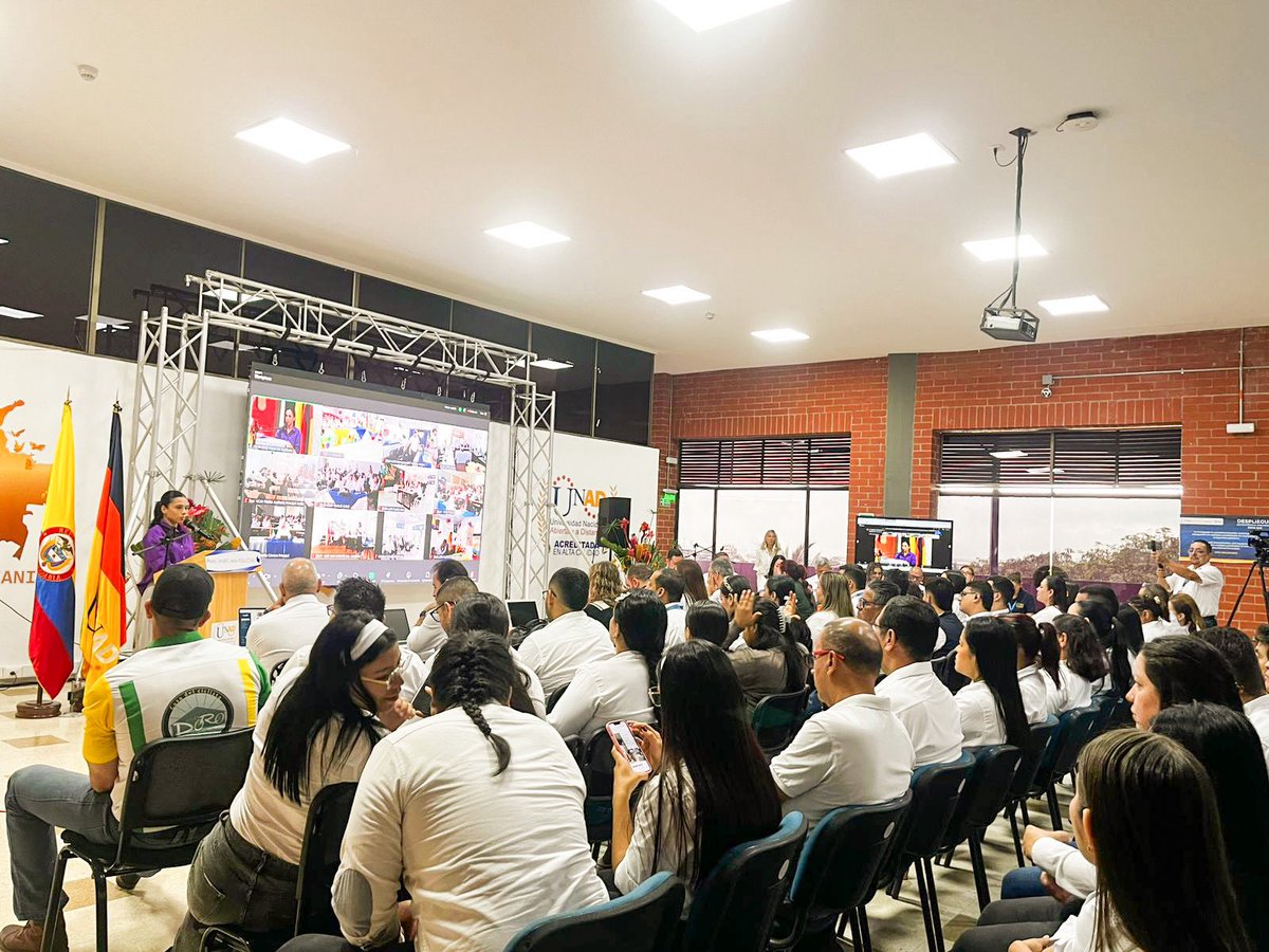 Carolina Calle tweet media