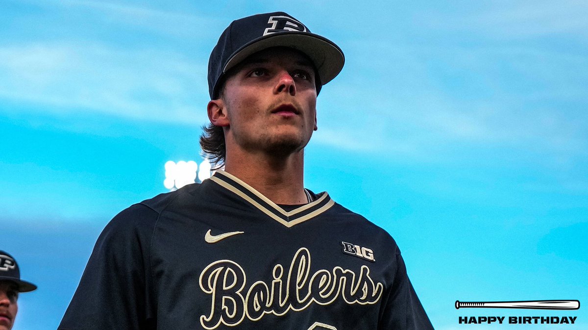 Happy Birthday to @MaclaneFinley2. Enjoy your big day. #BoilerUp 🎁 🎈