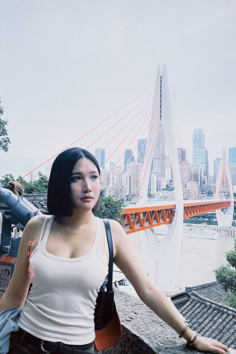 实在是辣两头了 重庆