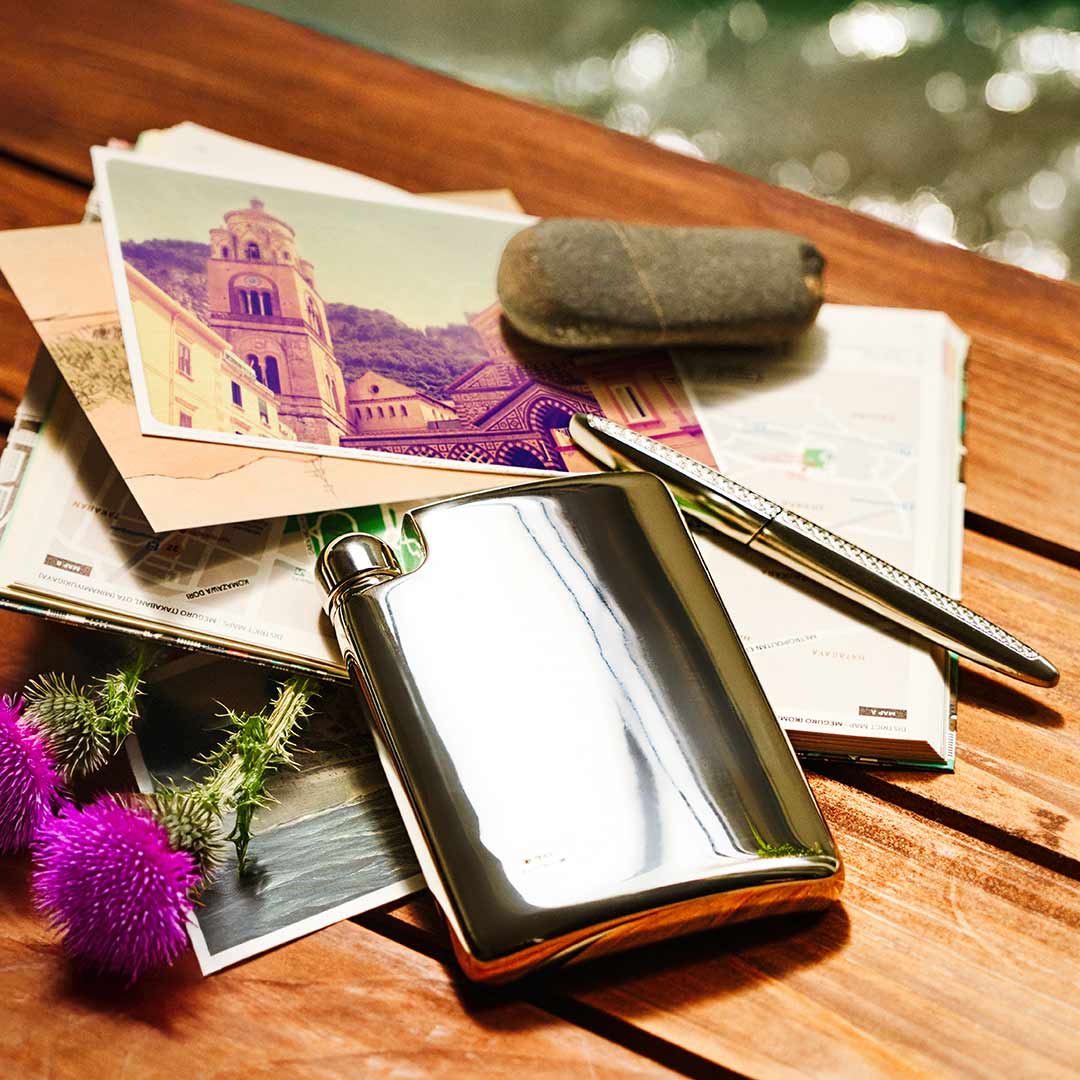 Essential pieces for a life in motion.

#RoyalSelangor #Evoke #HomeandLiving #Gift #GiftIdeas #TravelEssentials