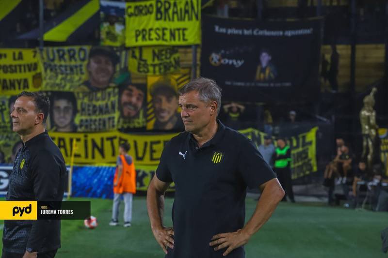 padreydecano.tv (@padreydecanotv) on Twitter photo ¡Hoy a las 13:00 Peñarol al Día!
📌Se viene Cerro en el Campeón del Siglo
📌 ¿Se puede ir Juan Rodríguez en este periodo de pases? ¿Quién llega?
📌 ¿Cómo está el club económicamente?
Todo eso y mucho más en un rato por el youtube de <a href="/padreydecanocom/">padreydecano.com</a> 📲 ¡Hoy a las 13:00 Peñarol al Día!
📌Se viene Cerro en el Campeón del Siglo
📌 ¿Se puede ir Juan Rodríguez en este periodo de pases? ¿Quién llega?
📌 ¿Cómo está el club económicamente?
Todo eso y mucho más en un rato por el youtube de <a href="/padreydecanocom/">padreydecano.com</a> 📲