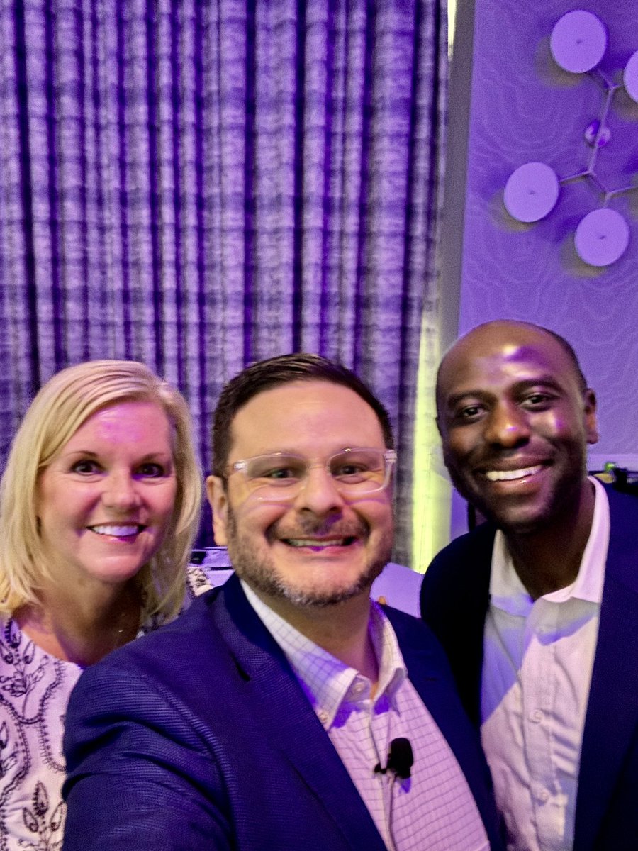 _EricCarr's tweet image. Honored to join the @FLChamberFDN Learners To Earners Workforce Solution Summit and moderate a powerful panel on βPolicy Priorities to Improve Floridaβs Talent Pipelineβ with π Reps. @DanaTrabulsy & @BernyJacques! Floridaβs #workforce future starts now β from cradle to career.