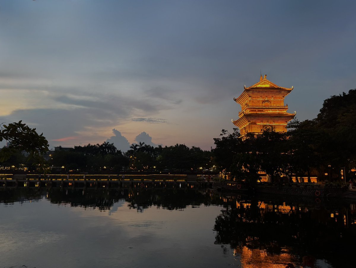 Layyjam_'s tweet photo. Merci le Vietnam… https://t.co/OAvIC5xPf9