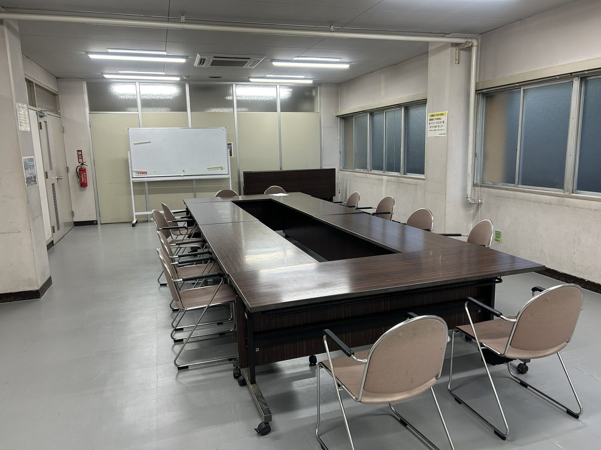 dohoclub's tweet photo. 『愛知県社会人ハンドボール大会 組み合わせ決定♪』

昨日代表者が集まり、組み合わせ抽選会がおこなわれました。

今回一般男子12チーム、一般女子２チームがエントリーしました。

【第15回社会人大会 日程と会場】
7月6日(日) 千種SC
7月12日(土)中村SC
7月19日(土) 名市体

#ハンドボール https://t.co/CMx5Ievz0r