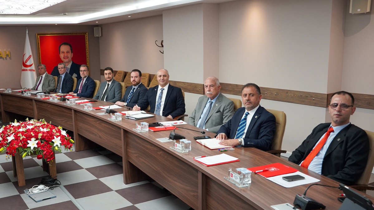Mehmet Altınöz (@mehmedaltinoz) on Twitter photo Genel Başkanımız Dr. Fatih Erbakan'ın başkanlığında MYK toplantımız başladı. Rabbim alınan kararları hayırlara vesile kılsın.
<a href="/erbakanfatih/">Dr. Fatih Erbakan</a> Genel Başkanımız Dr. Fatih Erbakan'ın başkanlığında MYK toplantımız başladı. Rabbim alınan kararları hayırlara vesile kılsın.
<a href="/erbakanfatih/">Dr. Fatih Erbakan</a>