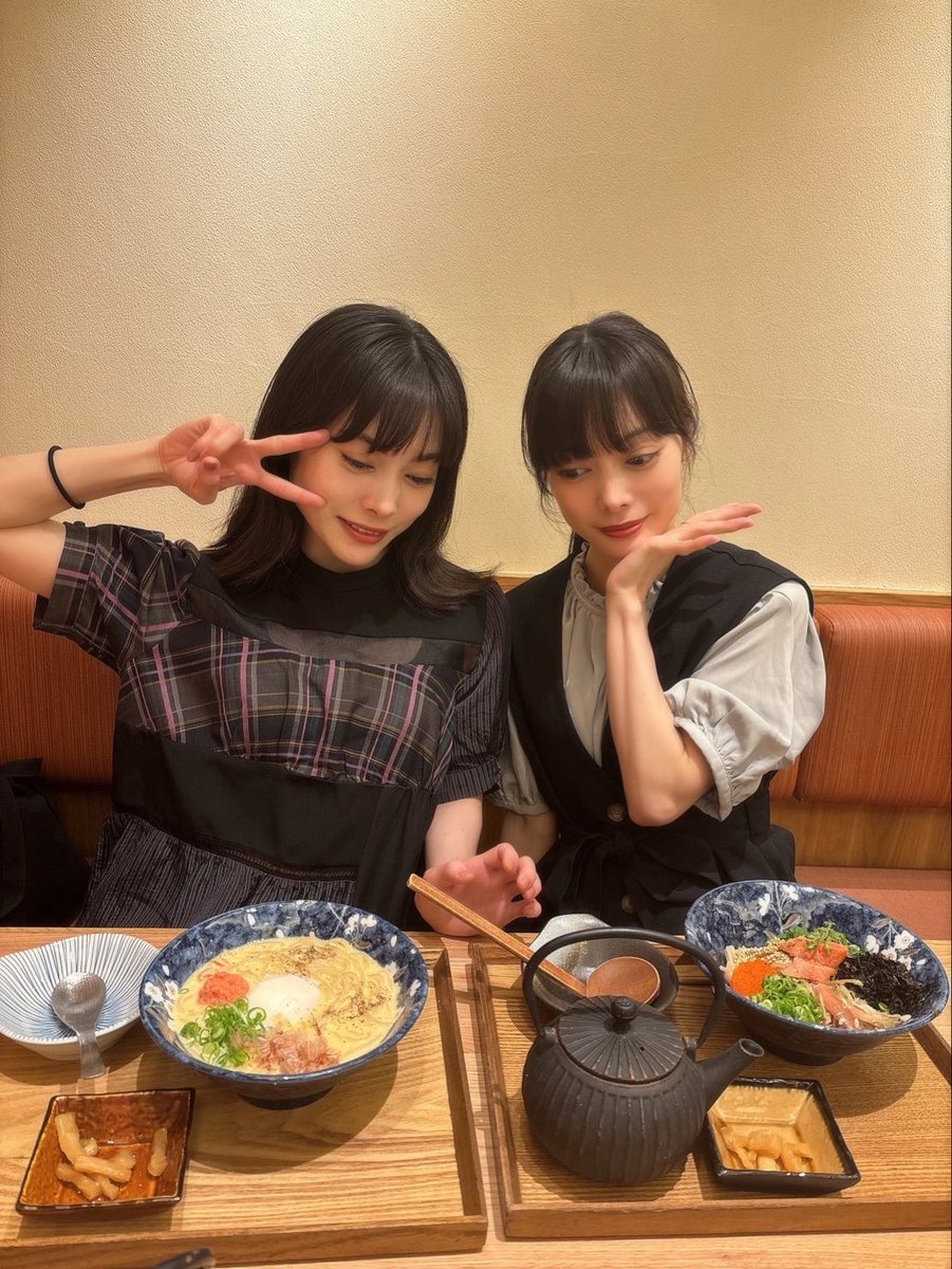 yae_abp's tweet image. 舞台観劇してダンスしてオフの日のみおやえ。