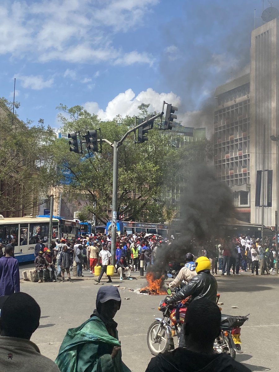 ElizabethhQuinn's tweet photo. @citizentvkenya We have X anyway. The beast of all mainstream media. https://t.co/BbeIUcnc0m