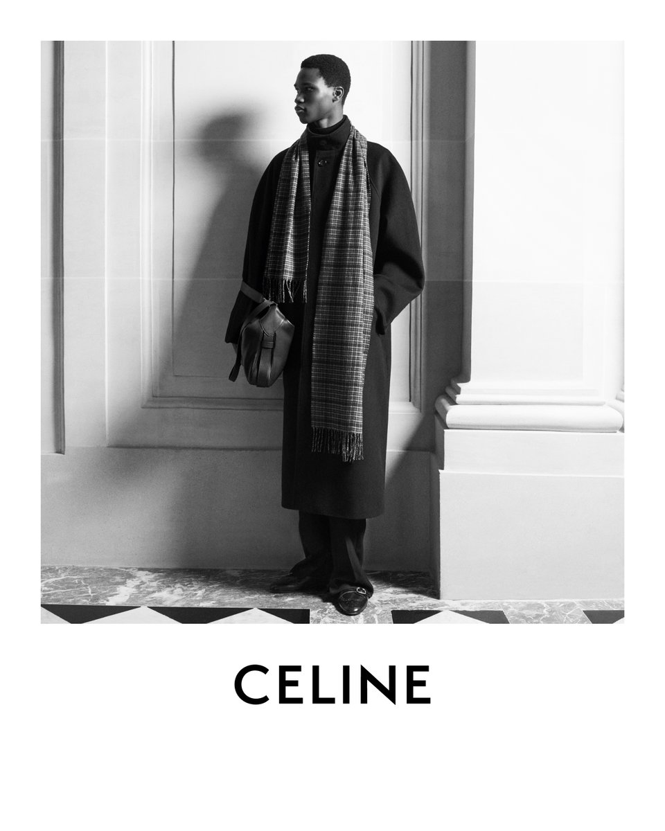 celineofficial's tweet photo. CELINE HOMME WINTER 25

CELINE coat
CELINE scarf in checked cashmere

Available in store and on https://t.co/eJAAXgzgAc

#CELINE
#CELINEWINTER
#CELINEHOMME https://t.co/RUt8edVTJa