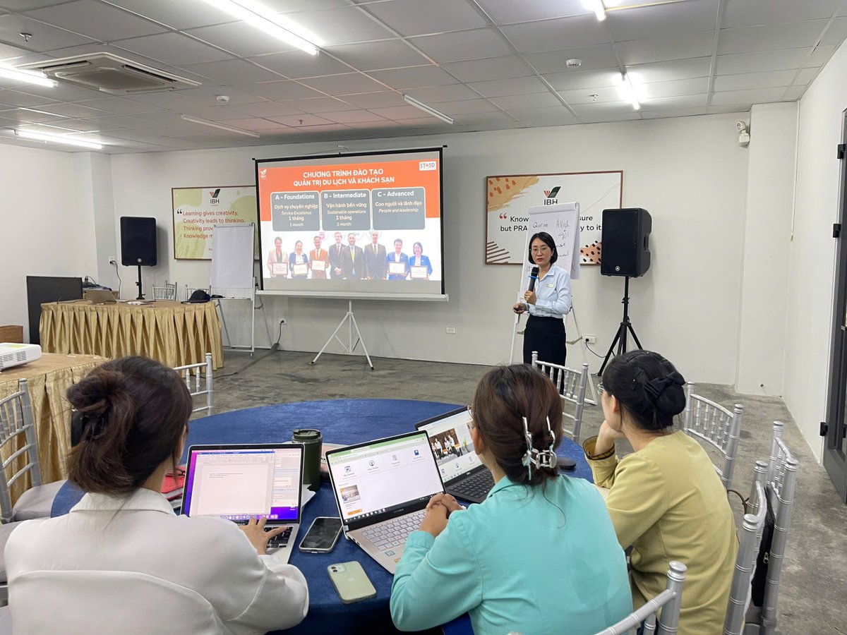 ST4SDproject's tweet photo. 🎉 The Swiss EHT – Foundations Program has officially kicked off in Vietnam!
Online &amp; in-person classes launched in HCMC and Furama Resort with support from 🇨🇭's ST4SD project.
Raising the bar for sustainable tourism training! 🌱✈️
#SwissEHT #ST4SD #Tourism https://t.co/238o0nPQfb