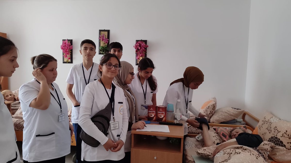 #ErasmusPlus Mesleki Eğitim Akreditasyonu kapsamında  Akdeniz Borsa İstanbul MTAL ve Bozyazı 15 Temmuz Milli İrade MTAL'den öğrencilerimiz 'Sağlık Hizmetleri' alanında Romanya/Bükreş’te 21 günlük staj faaliyetini başarıyla tamamlamıştır✨
<a href="/tcmeb/">Millî Eğitim Bakanlığı</a>
<a href="/valiatillatoros/">Atilla Toros</a>
<a href="/fazilet_durmus/">Fazilet Öğretmen 🇹🇷</a>