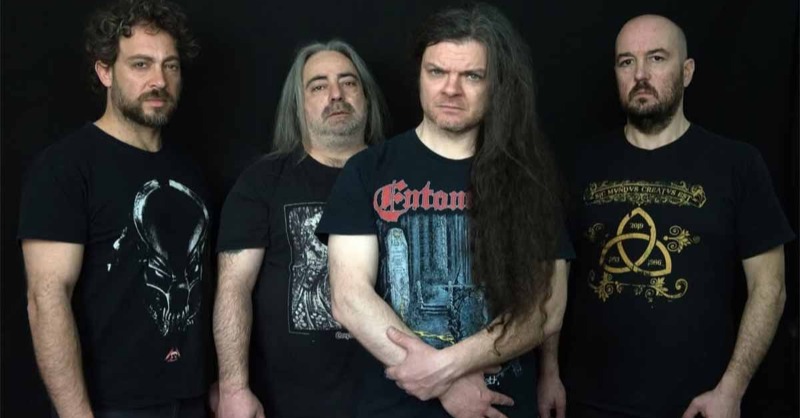 tinyurl.com/mvhpbjnm - Exiled On Earth viene desde Italia con un death/thrash tan brutal como inteligente. En esta entrevista nos hablan de su estilo técnico, sus influencias, su manera de hacer música extrema con ideas muy claras. ¡Ojo, que vienen fuerte!