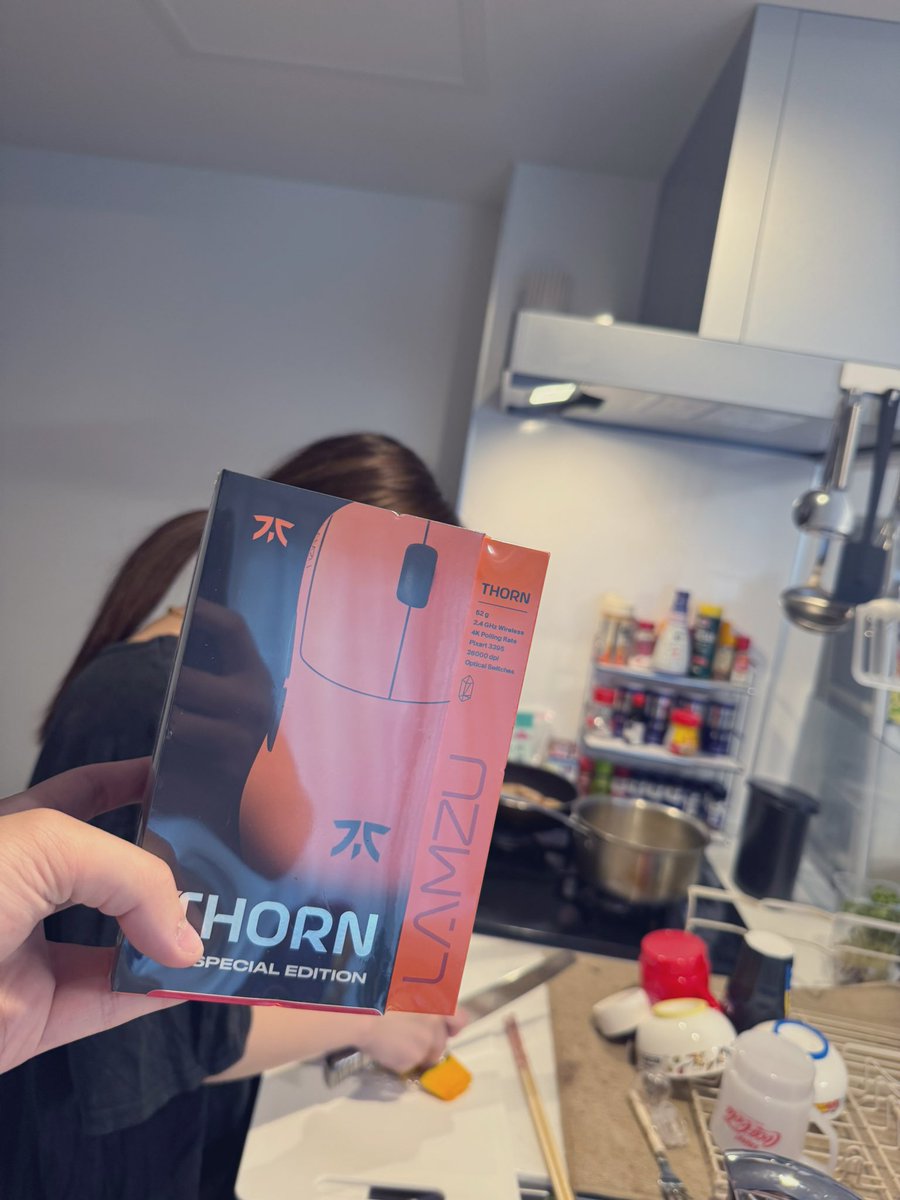 嫁サプライズで買ってくれた🥊
俺の好みわかってるな〜初LAMZU楽しみ