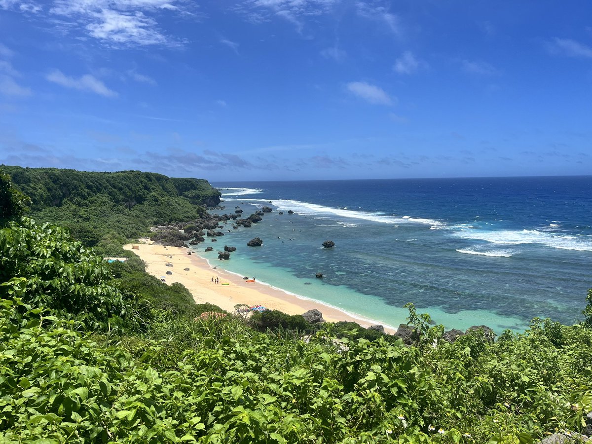 takami847's tweet photo. 宮古島行ってきた🏝️
海がきれいで、しかし海しか行くところがない https://t.co/IeeOAHJsT7