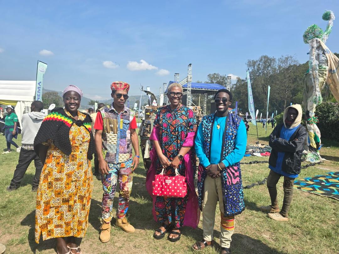 NwanneObahor's tweet photo. Today, I join the @GovUganda for the commemoration of #WorldEnvironmentDay in Kabale.
Met with creatives who turn discarded plastics into stunning artworks - this cleans the environment, earns them a living, & teaches community on responsible waste disposal.
#BeatPlastic https://t.co/ozJcJRD1AR