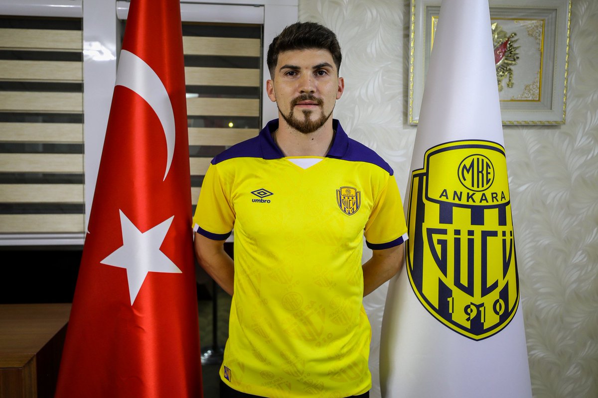 Fahrix (@fahrix) on Twitter photo Esenler Erokspor, geçtiğimiz yıl MKE Ankaragücü'nde forma giyen Hayrullah Bilazer ile anlaşmaya vardı. <a href="/Superligyolucom/">Süper Lig Yolu®</a> <a href="/EsenlerErokspor/">Esenler Erokspor</a> Esenler Erokspor, geçtiğimiz yıl MKE Ankaragücü'nde forma giyen Hayrullah Bilazer ile anlaşmaya vardı. <a href="/Superligyolucom/">Süper Lig Yolu®</a> <a href="/EsenlerErokspor/">Esenler Erokspor</a>