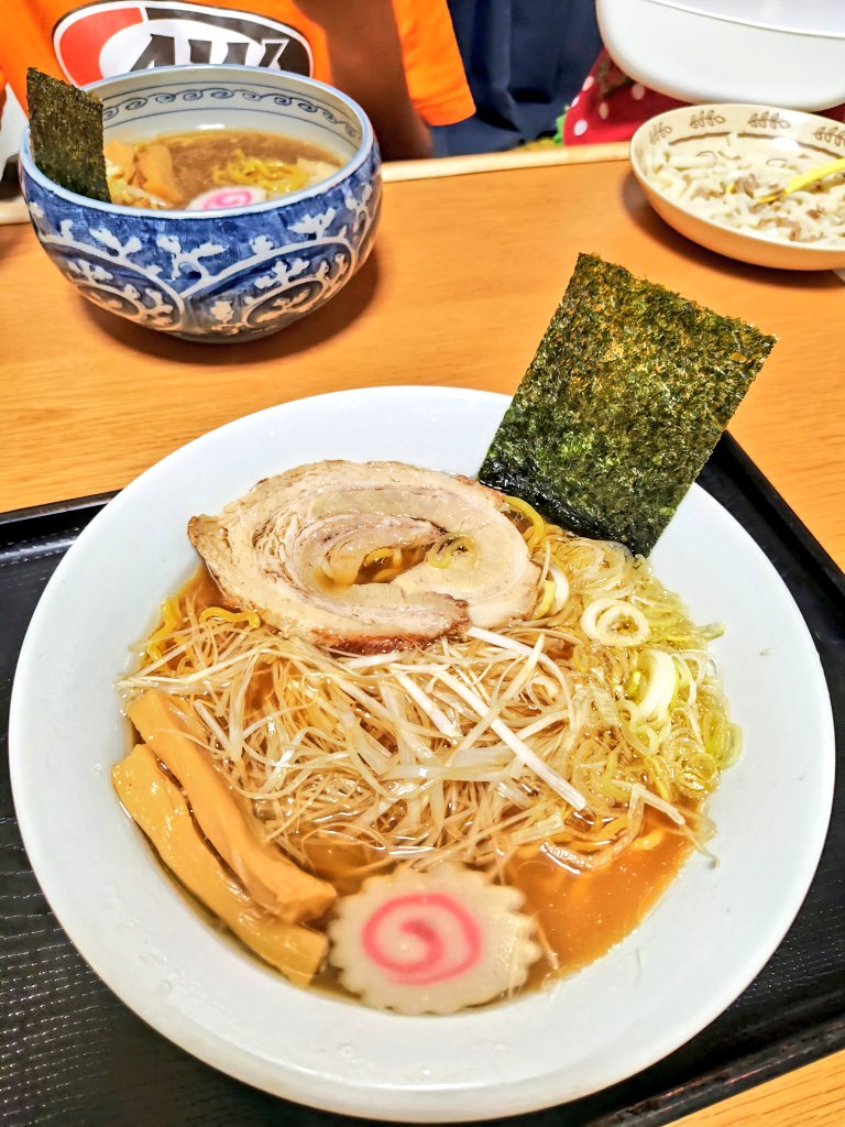 今日は午後からお手伝いだったので😎
娘と出前😁
お孫ちゃんは冷やしツナうどん◥█̆̈◤࿉∥