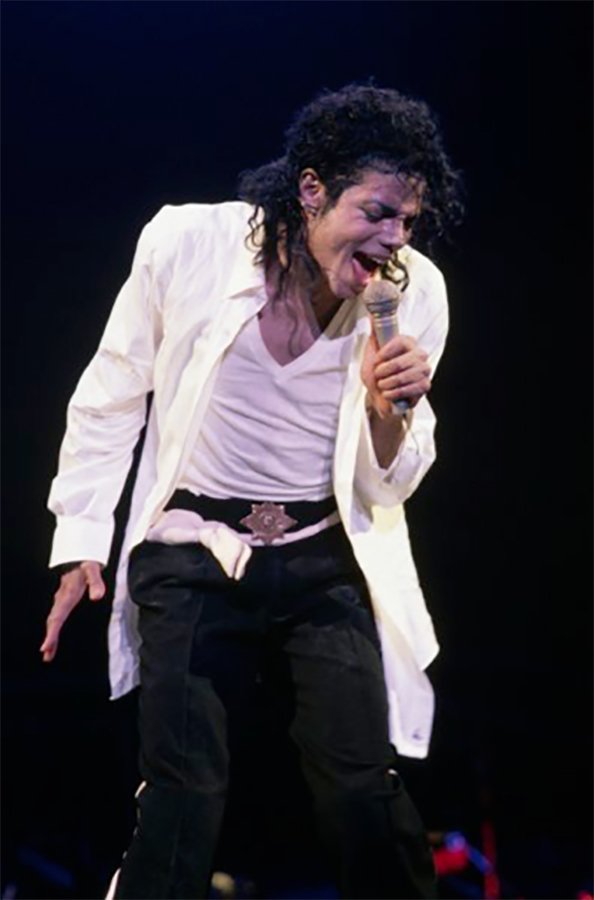 RepdogBen's tweet photo. Happy Michael Jackson months the months that we celebrate the life of the king of pop https://t.co/Q6JrdHJnRM