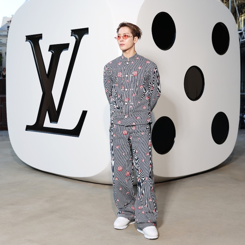 LouisVuitton's tweet photo. Men’s Spring-Summer 2026 Show. Jackson Wang, Sho Hirano, Bambam, Tyshawn Jones, Yuta and Gong Yoo attended the collection unveiling by Pharrell Williams. 

#LVMenSS26 #PharrellWilliams #LouisVuitton