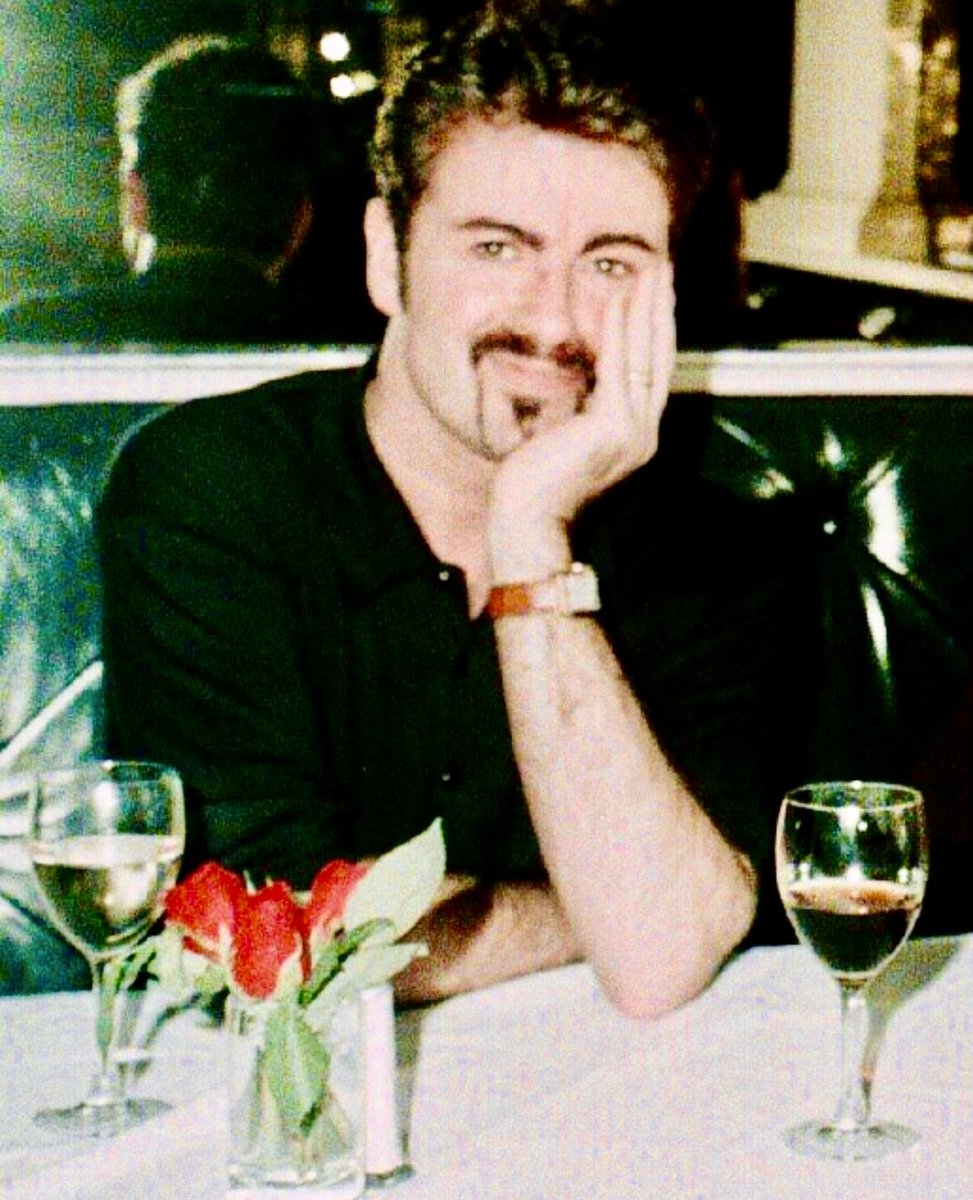 HonoringGenius's tweet image. Happy Heavenly Birthday, Angel 😇
We love you and miss you terribly. 🥹 ❤️🩹
Your beautiful voice, your brilliant music, your generous soul and that wicked sense of humor we celebrate everyday.
#GeorgeMichael #GeorgeMichaelINDUCTED #GeorgeMichaelDay #CelebratingGeorgeMichael