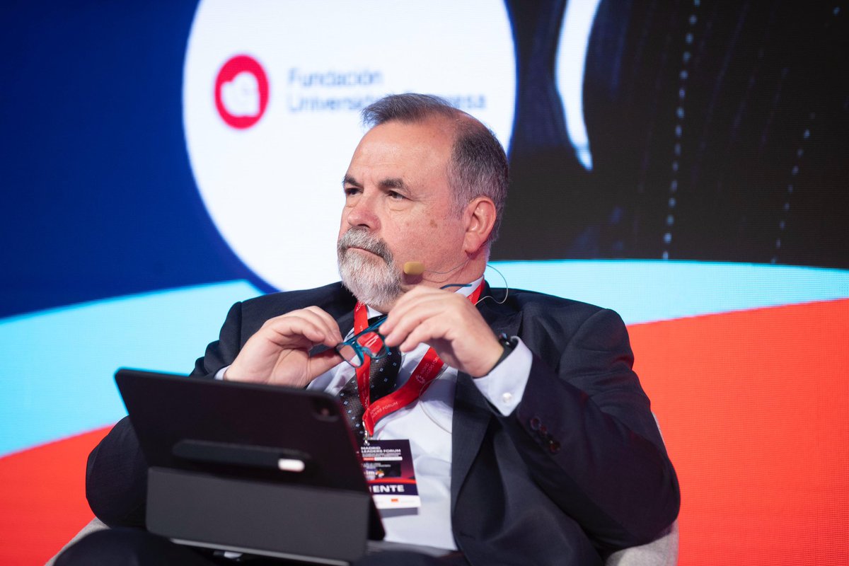 𝗖𝗘𝗜𝗠 (@_ceim_) on Twitter photo “Tenemos que mirar al tejido que tenemos y reforzarlo para evitar que se vayan a eeuu.”
🎙️Ramón torrecillas,@ramontorrecillas (<a href="/FGCSIC/">Fundación General CSIC</a>) sobre la retencion del talento en Investigación en el #MadridLidersForum #MLF2025 “Tenemos que mirar al tejido que tenemos y reforzarlo para evitar que se vayan a eeuu.”
🎙️Ramón torrecillas,@ramontorrecillas (<a href="/FGCSIC/">Fundación General CSIC</a>) sobre la retencion del talento en Investigación en el #MadridLidersForum #MLF2025