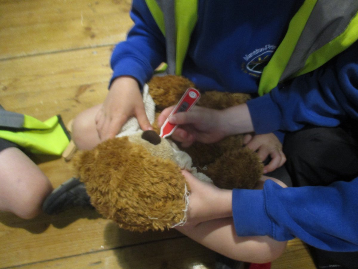 On Monday, Year 1 had a wonderful trip to Lotherton Hall. We learned more about Florence Nightingale from the very woman herself! We also did a fun penguin workshop in the Wildlife World, which linked nicely to our Animals topic in science.