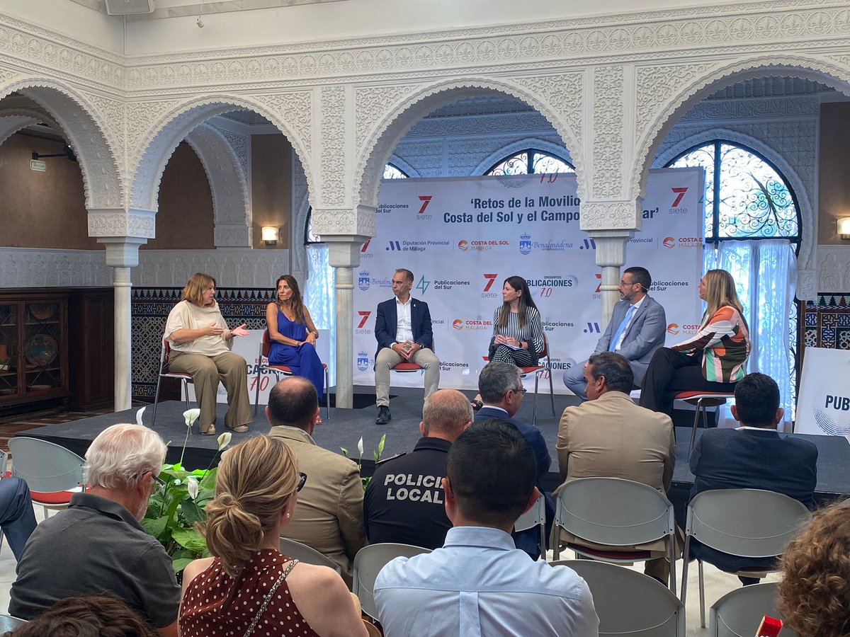 <a href="/Ayto_LaLinea/">Ayuntamiento de La Línea de la Concepción</a> <a href="/MancomunidadCdG/">Mancom.C.Gibraltar</a> El desarrollo del tren litoral, bonificaciones directas, ampliaciones… son algunas de las medidas que los alcaldes han comentado con lo que se podría “intentar reducir el 90% de los malagueños que utilizan el coche”, ha señalado <a href="/anacarmenmata/">ana mata rico🇪🇸</a> 
#PublicacionesdelSur