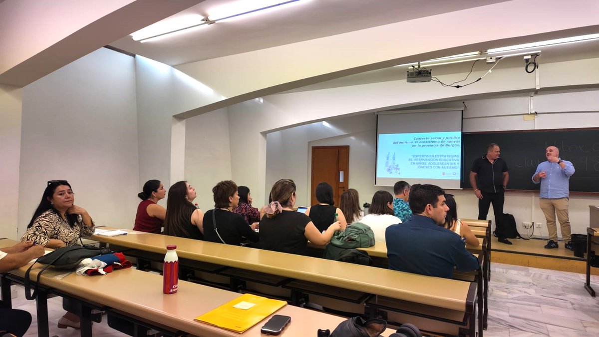 🔵Ayer comenzó una nueva edición de la PASANTÍA INTERNACIONAL: “Experto en Estrategias de Intervención Educativa en Niños, Adolescentes y Jóvenes con Autismo”

👉🏼Organizada por la Cátedra Miradas por el Autismo, en colaboración con Mastertour Chile

@ubuestudiantes